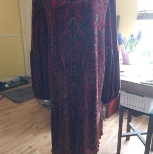 Long-sleeved pleated dress